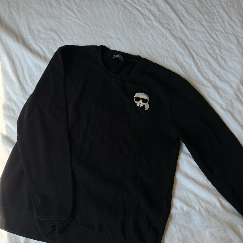 Black Embroidered Crewneck Sweatshirt